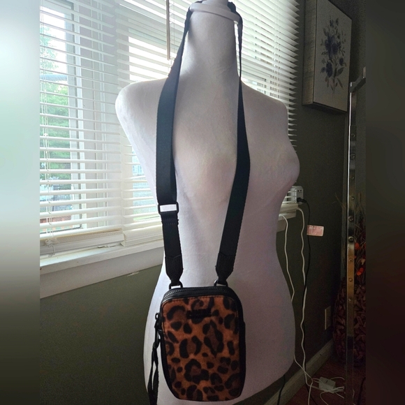 Aimee Kestenberg Handbags - Aimee Kestenberg Leopard print crossbody